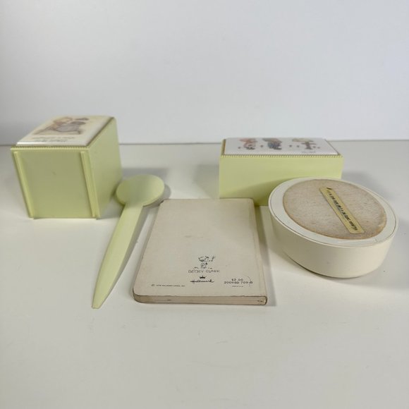 Precious Moments Desk Set - Picture 7 of 9